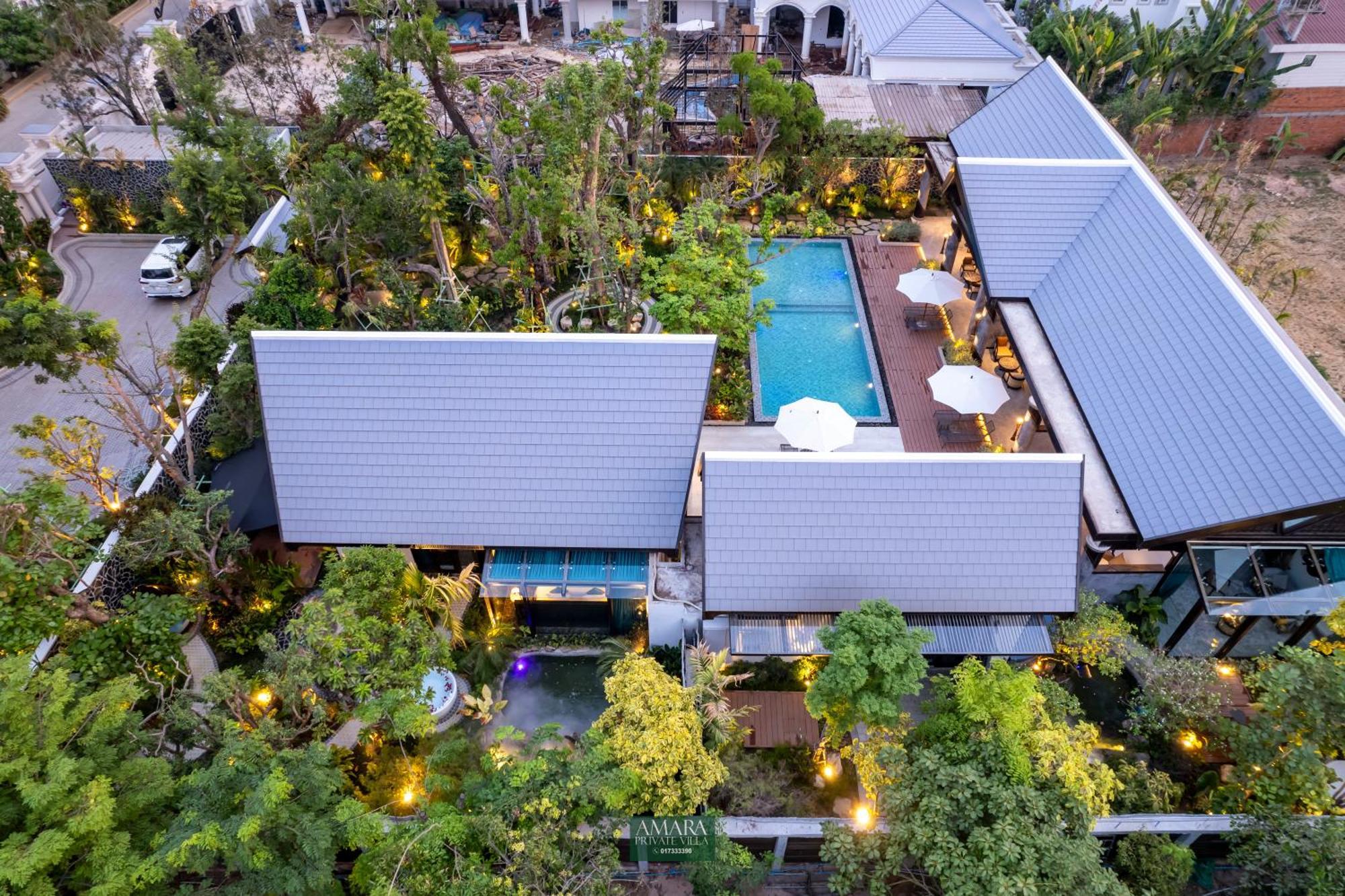 Villa Amara Private