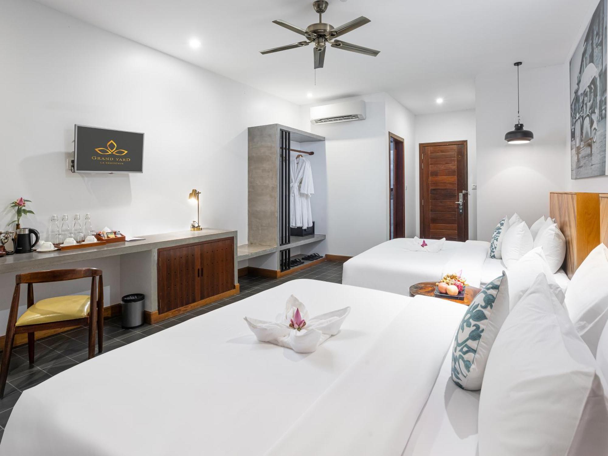 Grand Yard La Hotel 5*