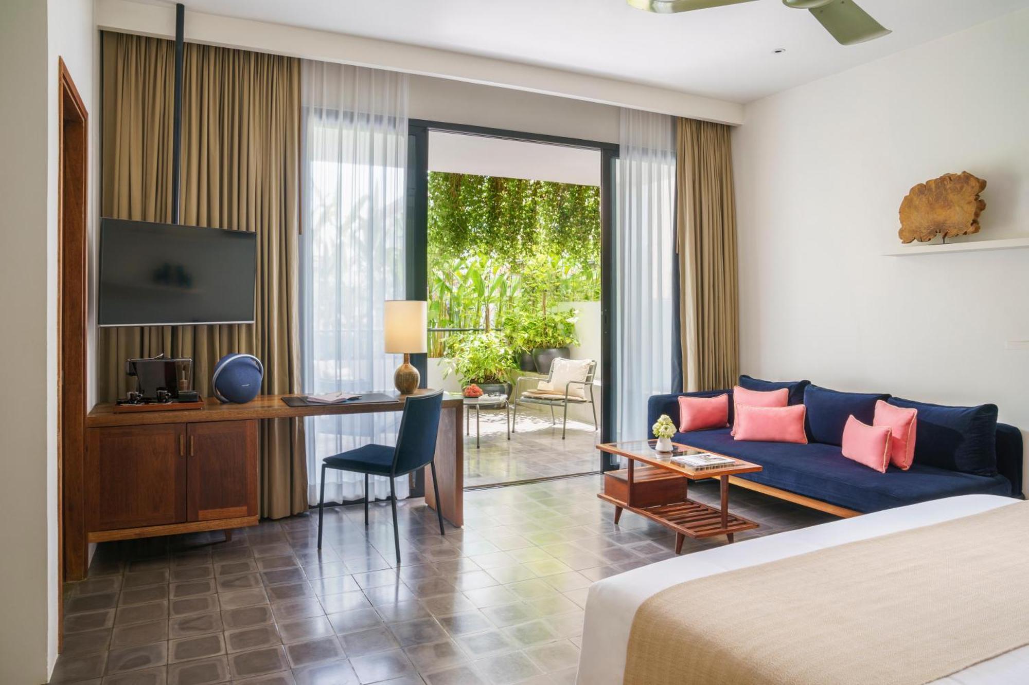 Hotel Viroth's Siem Reap