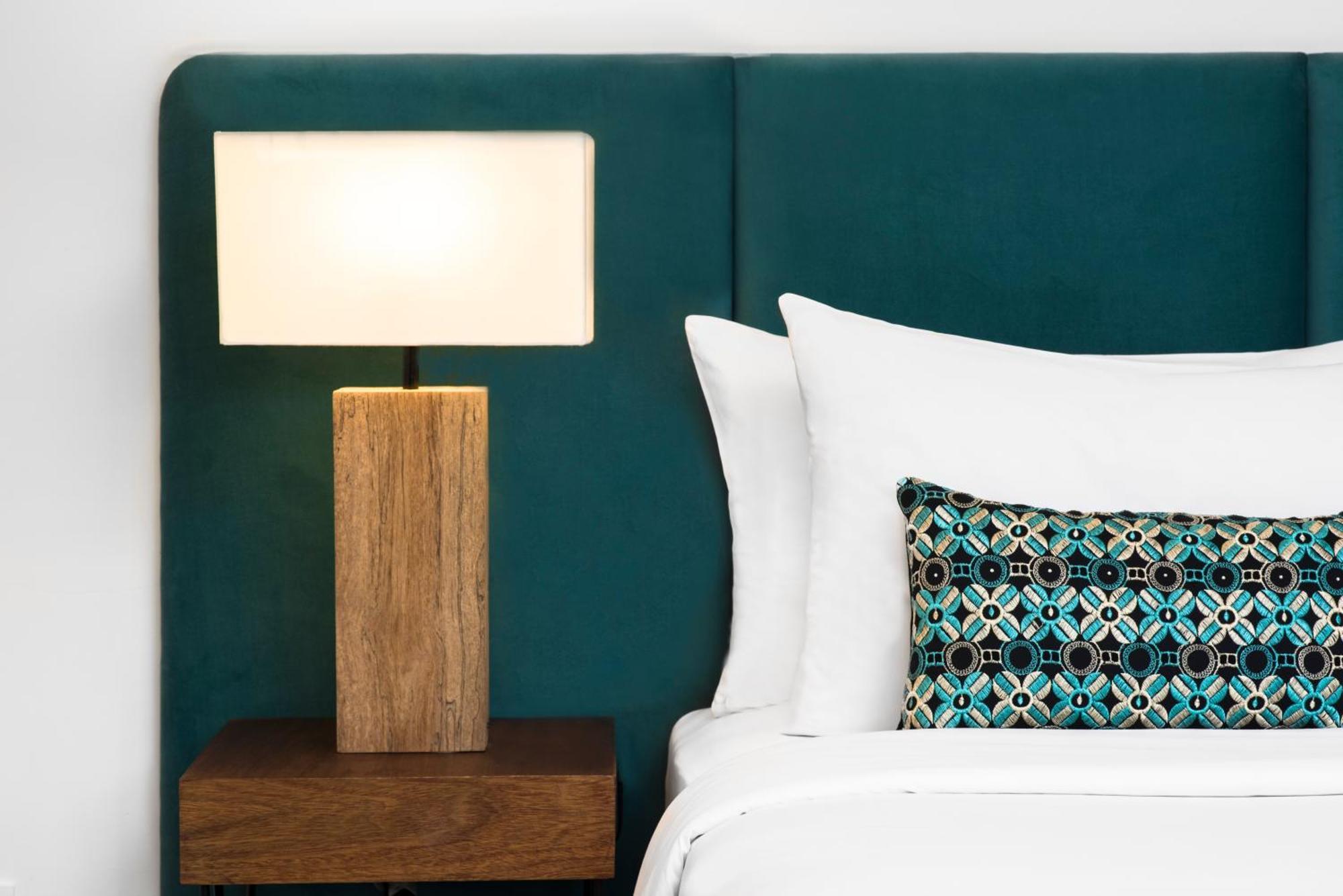 Hotel Viroth's Siem Reap