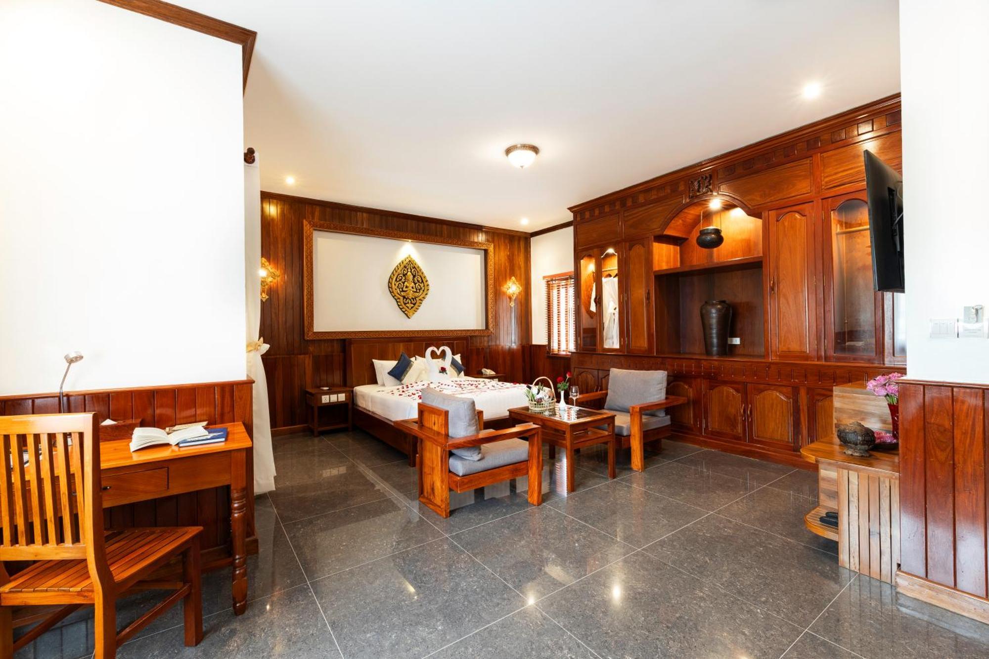 Peak Elite Boutique Khách sạn 4*
