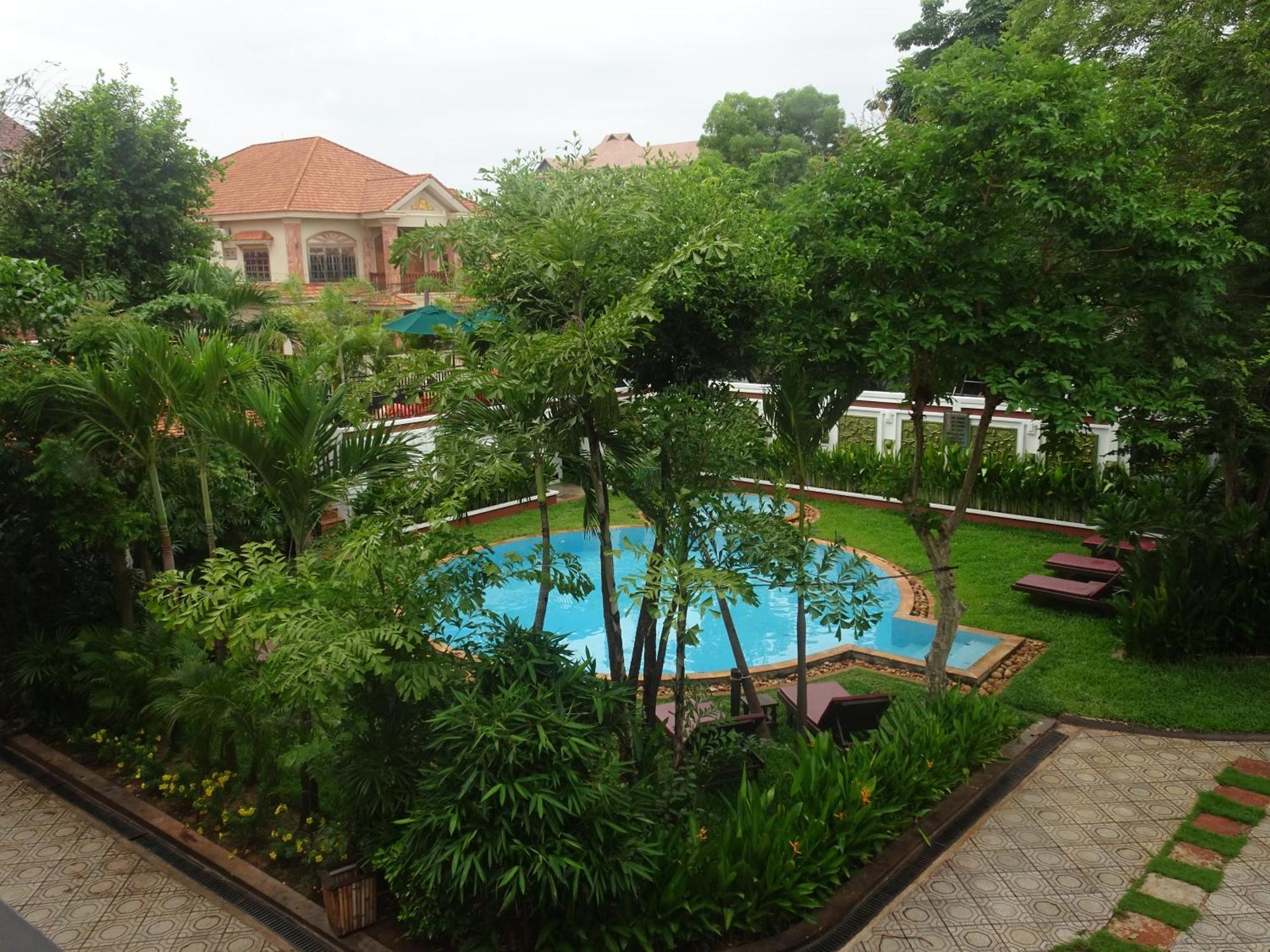 Bamboo Retreat 4*