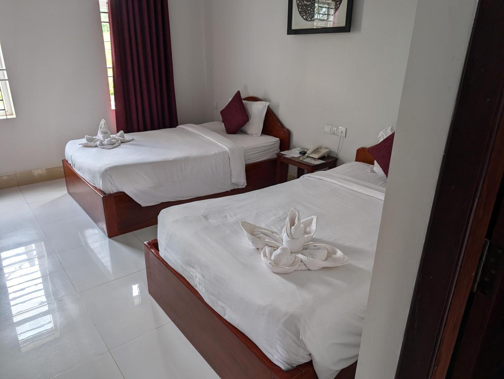 Tim& Sophy Angkor 3*