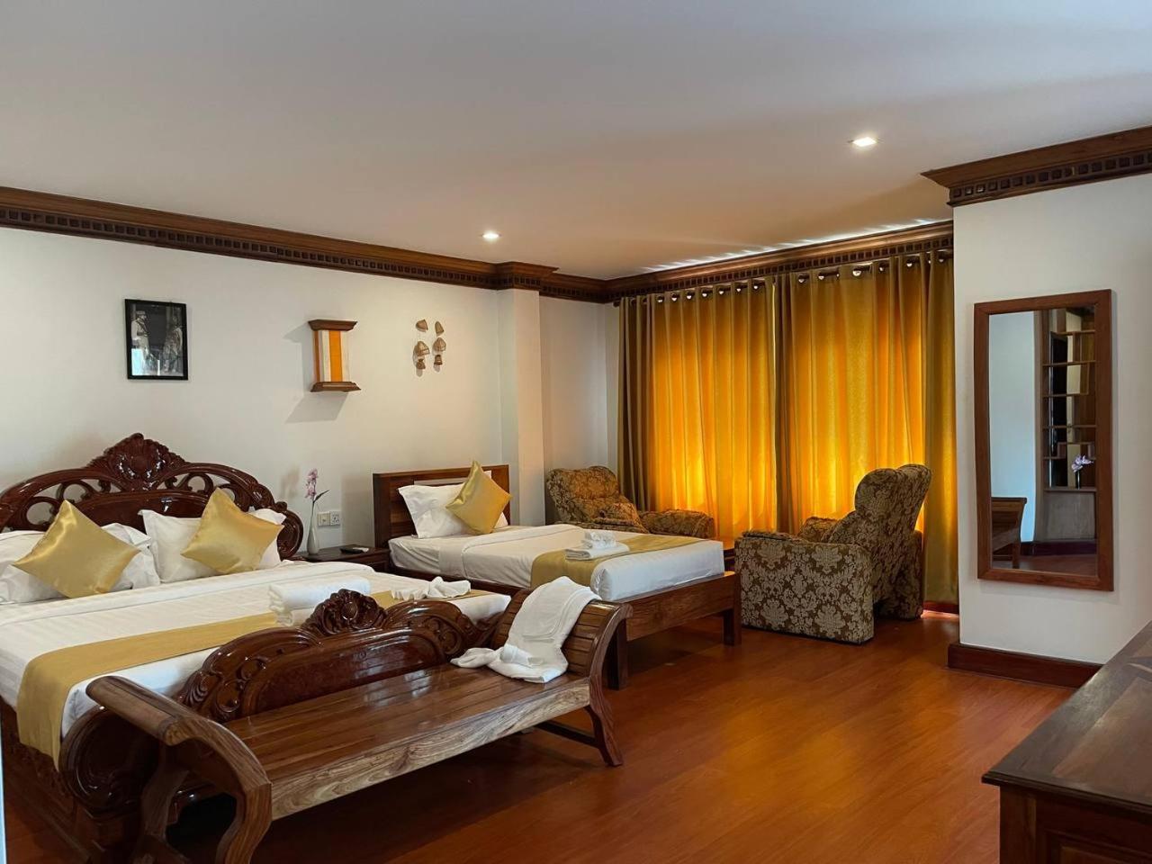 Rubyland Hotel