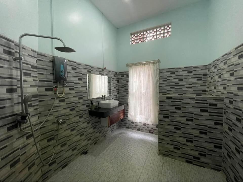 Holiday home Light-filled 2 Bedroom With Private *