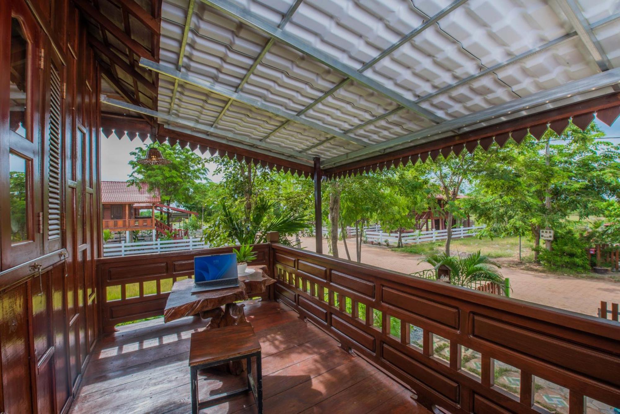 Serene Eco Work & Relax Retreat Rice Field Alojamento *