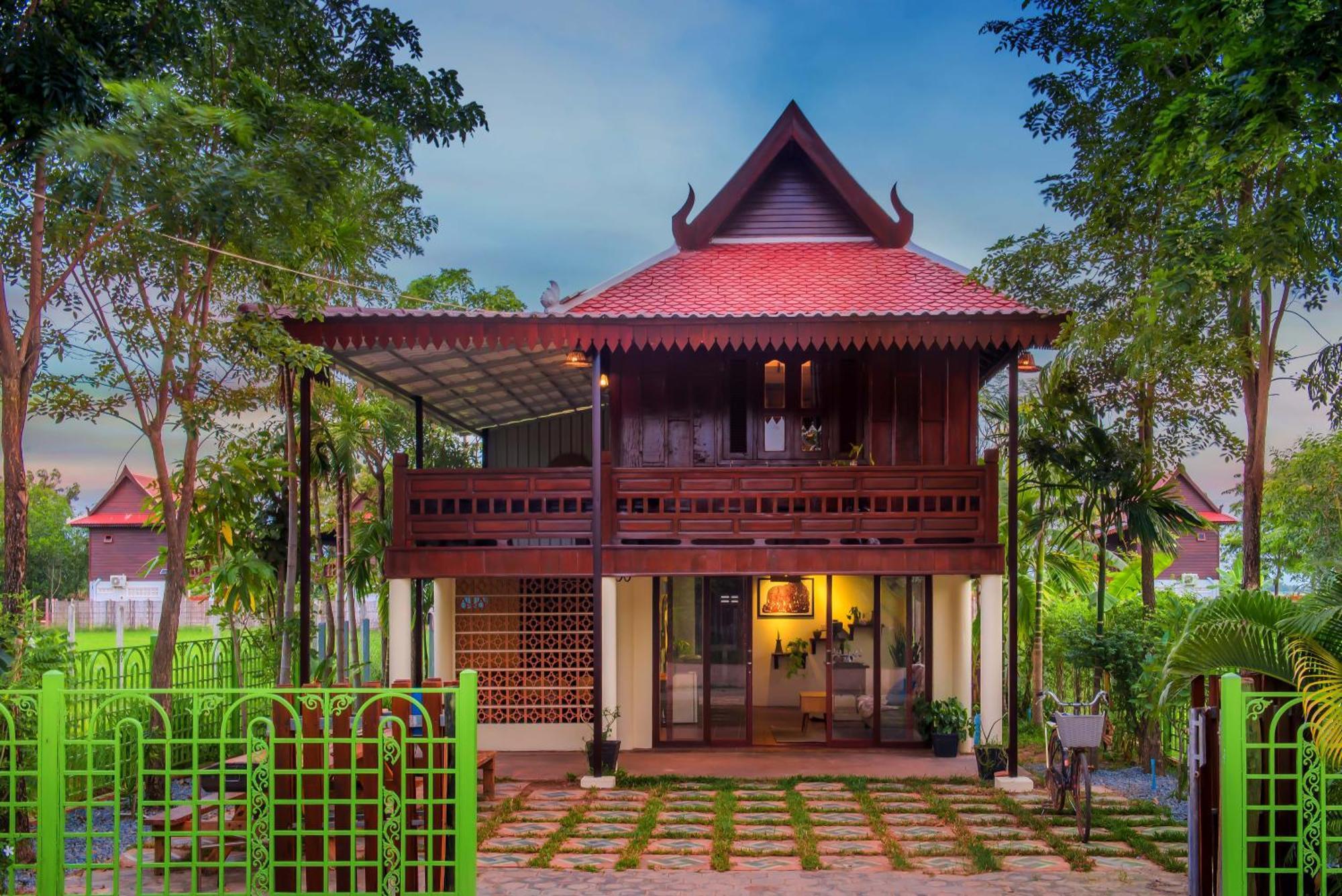 Lodge Serene Eco Work & Relax Retreat Rice Field