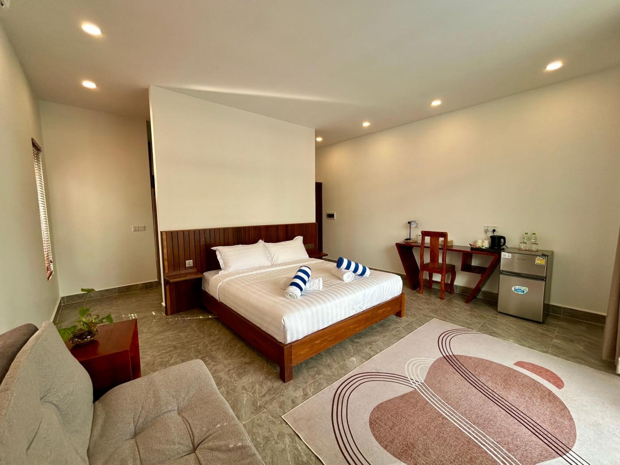 Holiday home Enchanted Pool Siem Reap, Right Near The Wake Park *