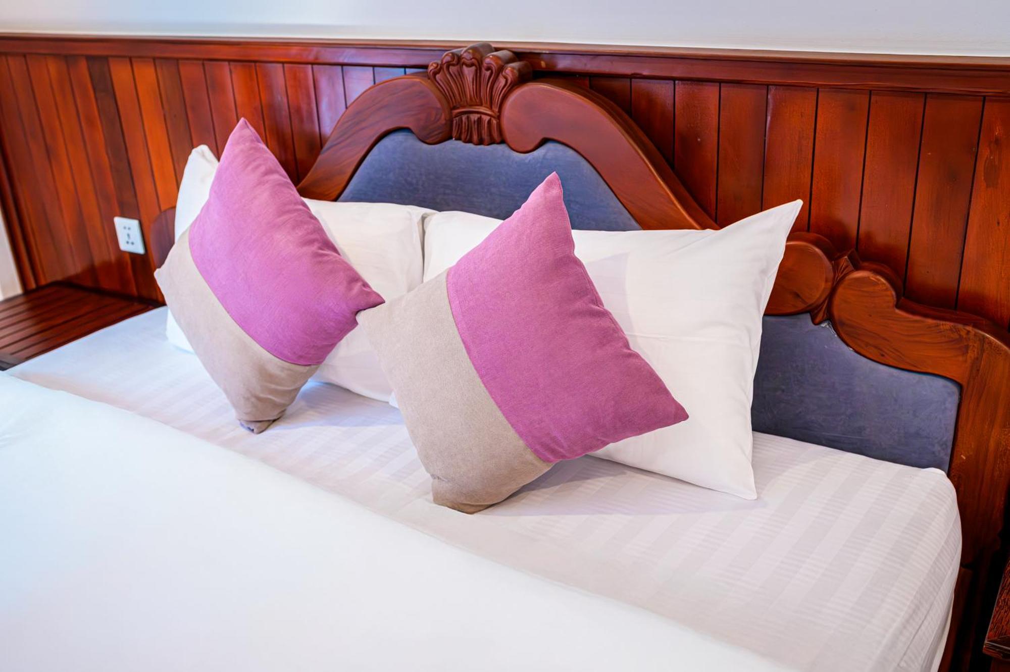 Pich Kunthea Angkor Siem Reap