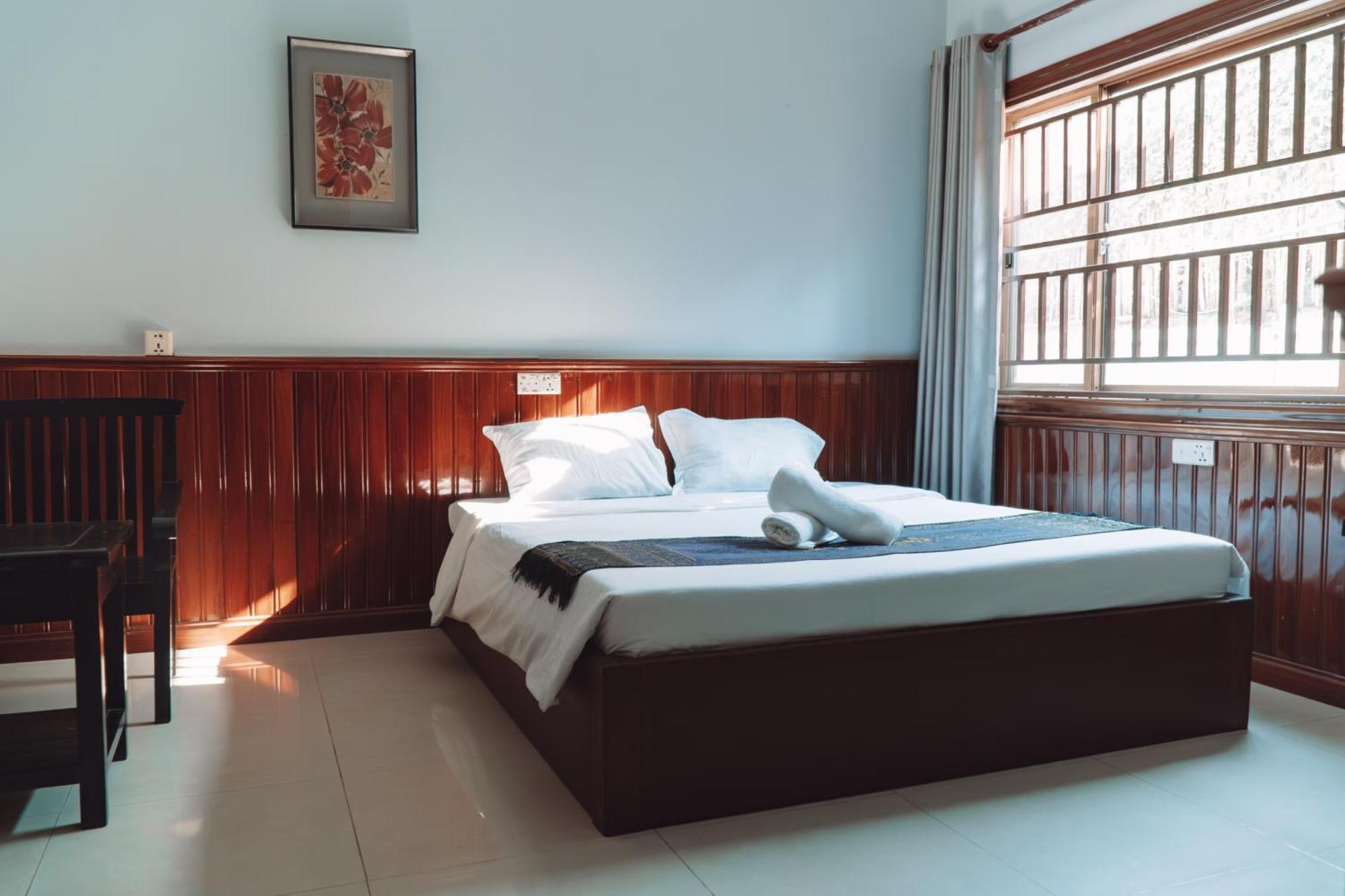 Hotel Mony Soksan 3*