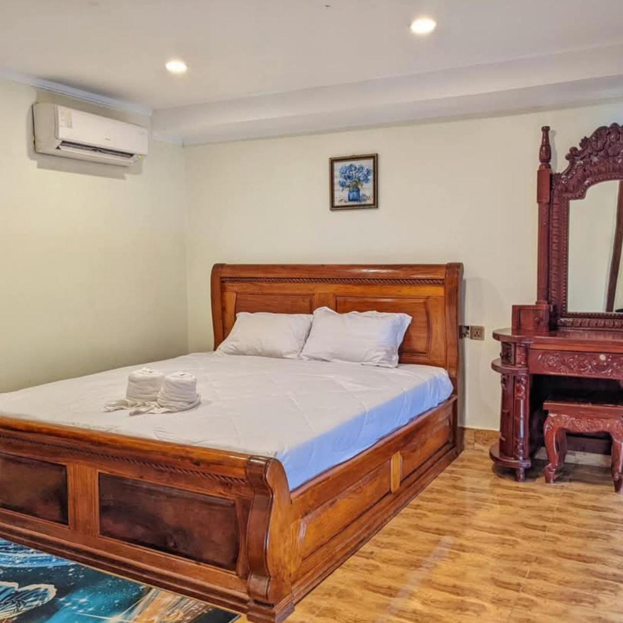 Angkor Bella *