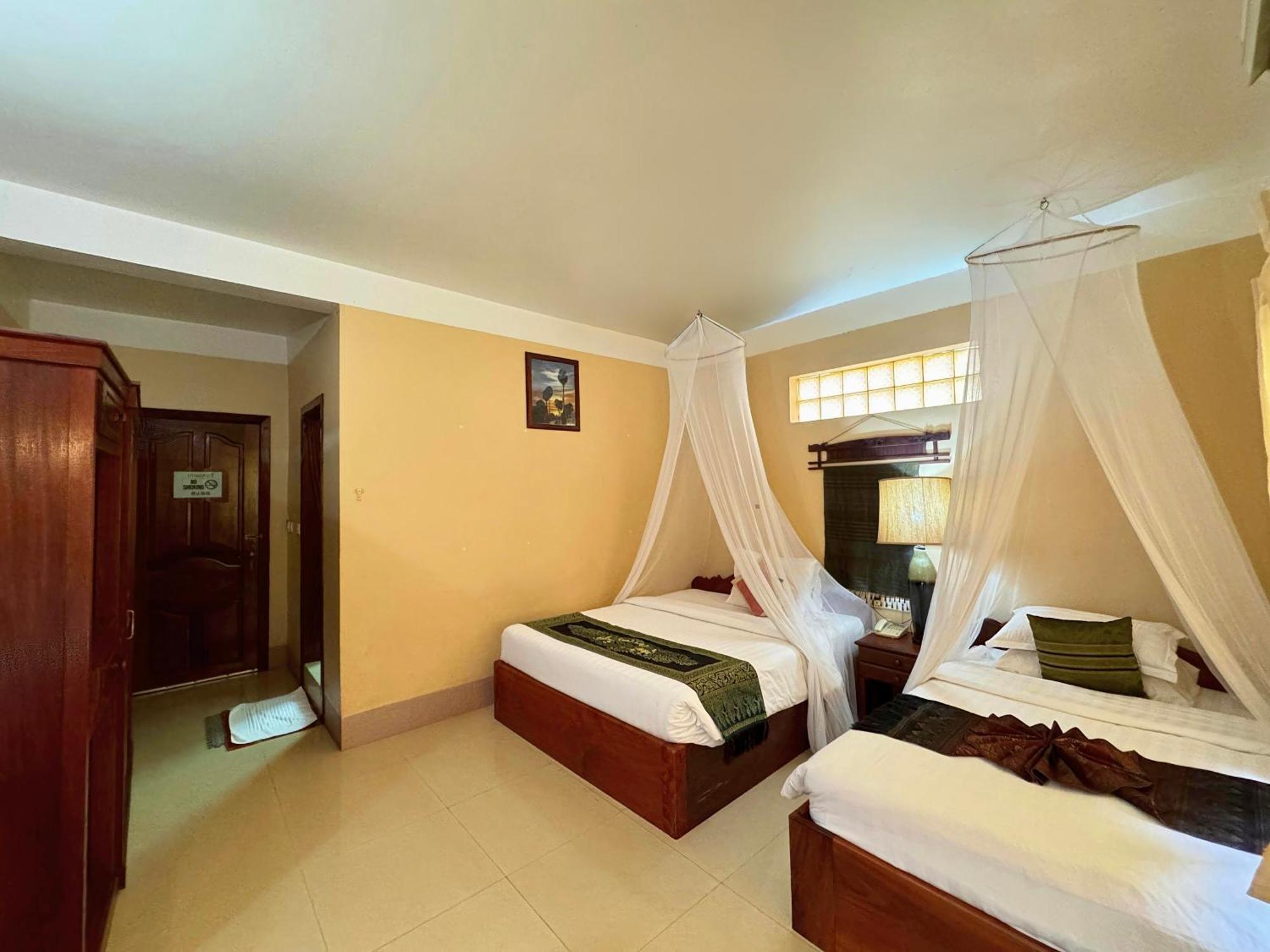 Shining Angkor Boutique 3*