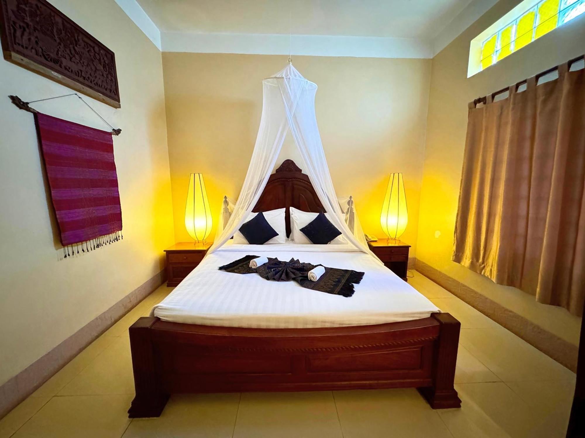 Shining Angkor Boutique