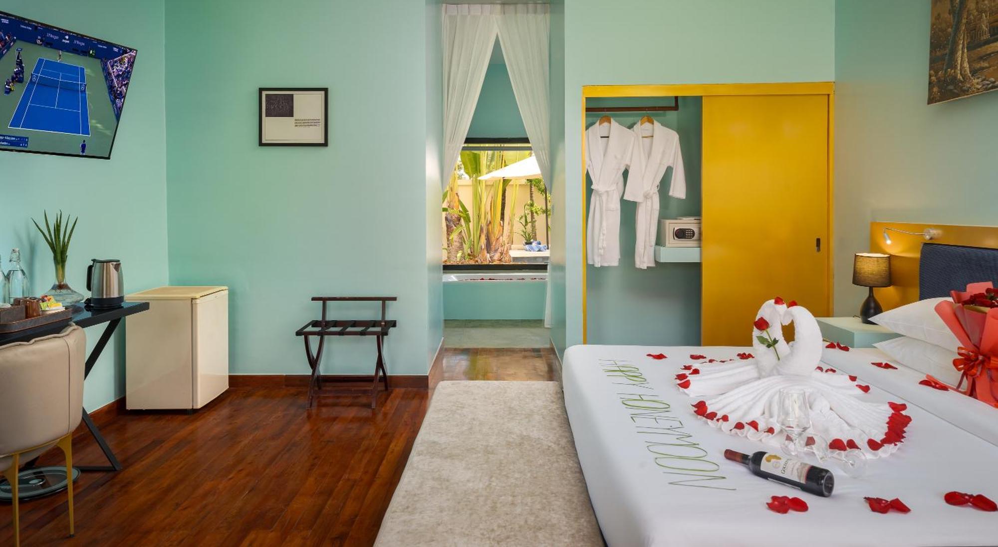 Sala Hotel 5*