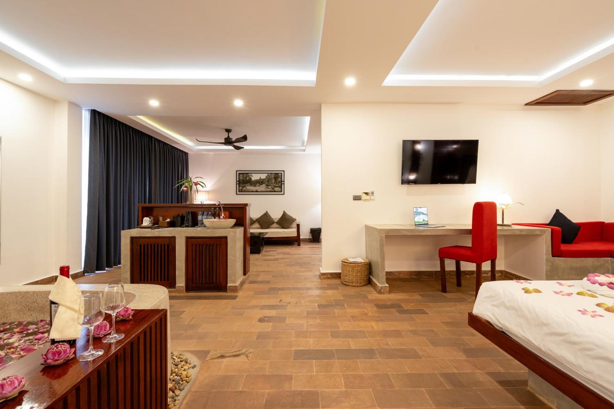 Angkor Breeze & Hotel Siem Reap