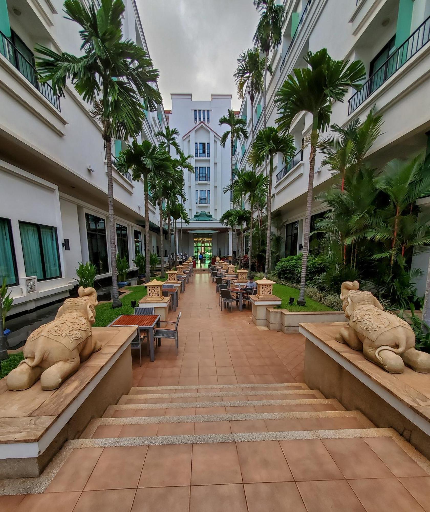 Tara Angkor Hotel