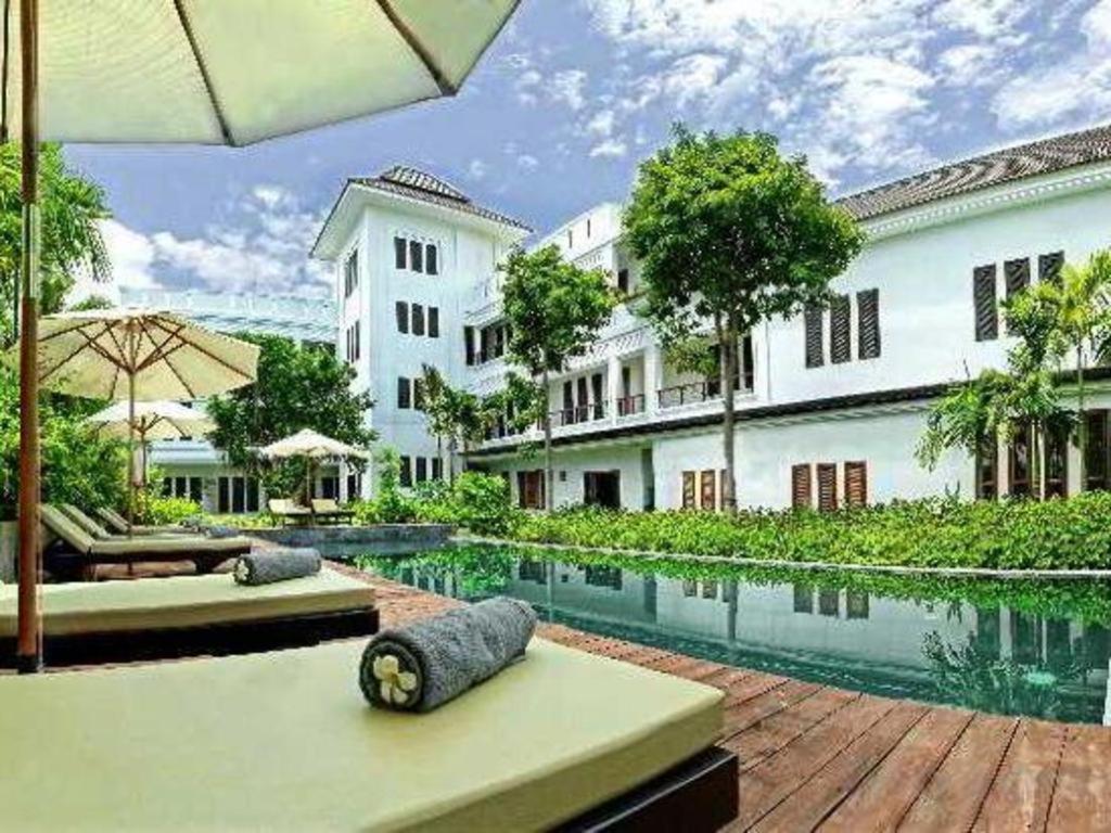 La Blanc D' Angkor 4*