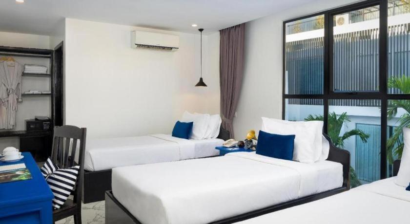Popular & Hotel Siem Reap