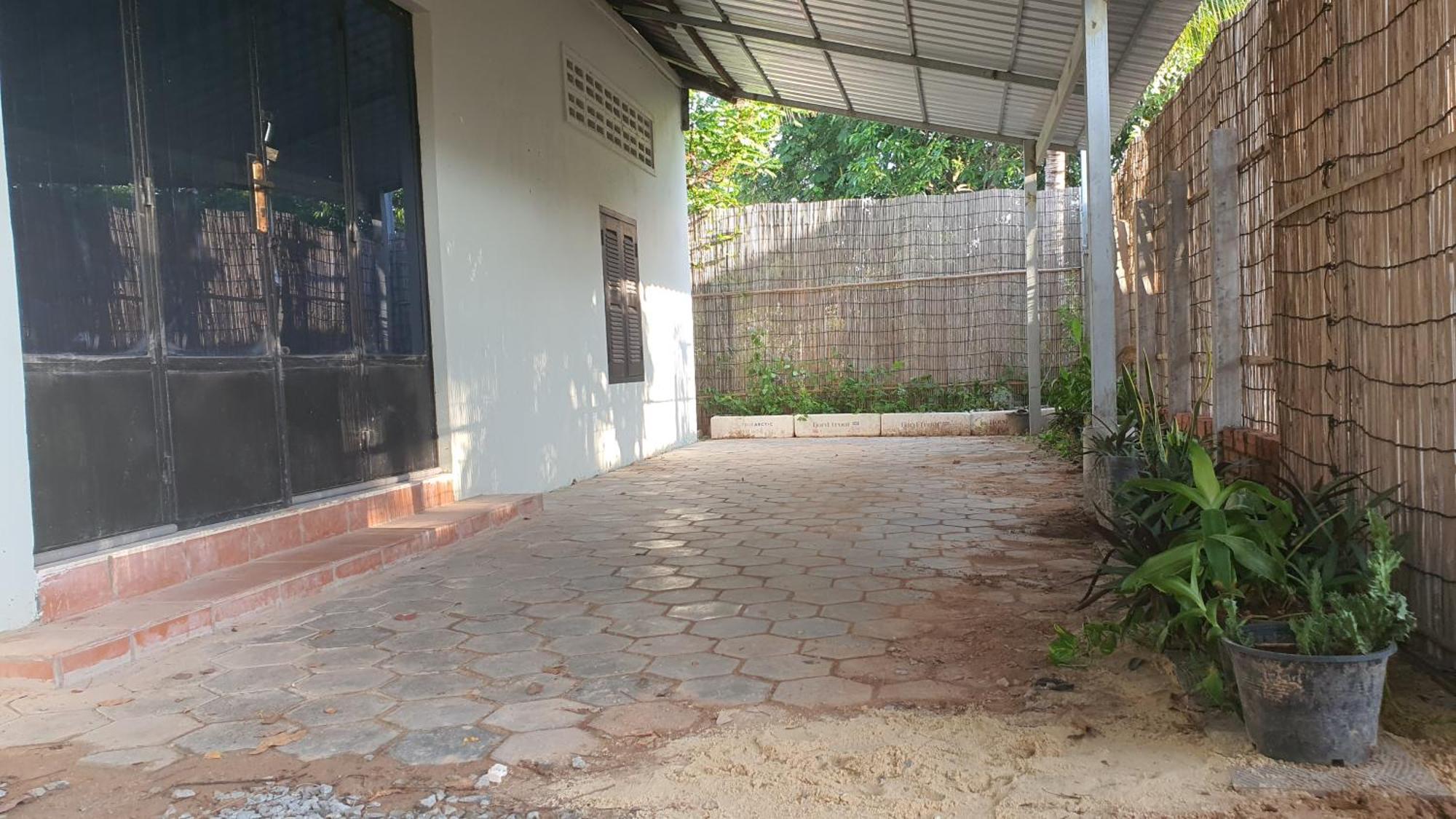Niseth Private Villa *
