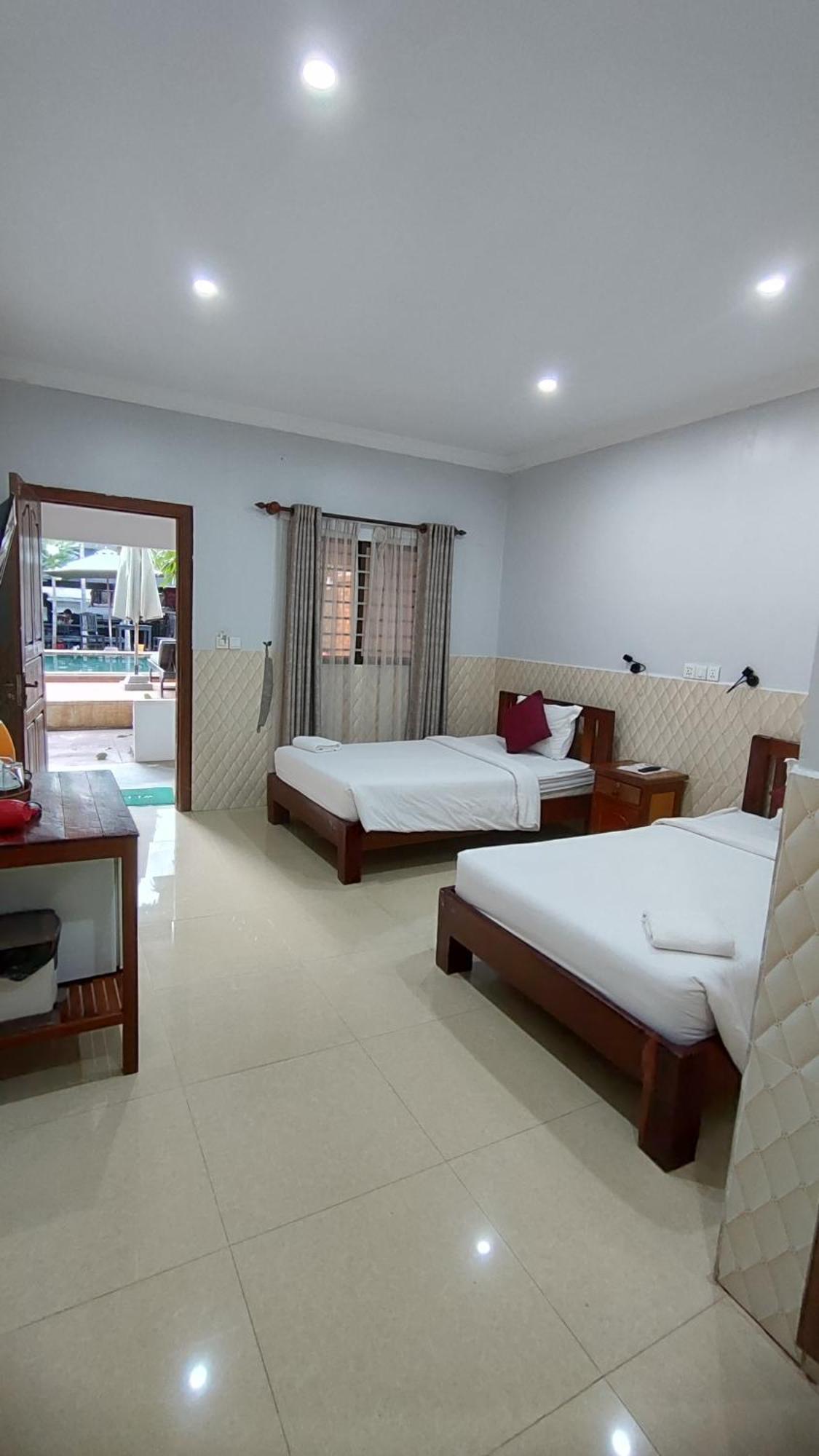 Hotel Elmas 3*