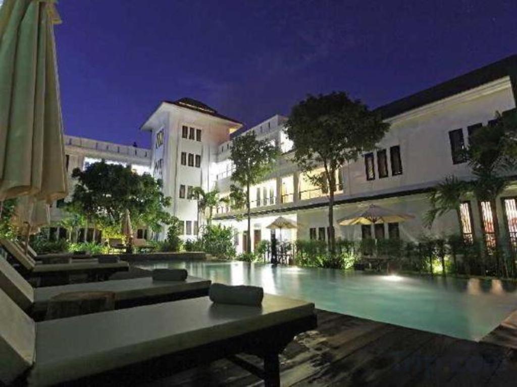 La Blanc D' Angkor 4*