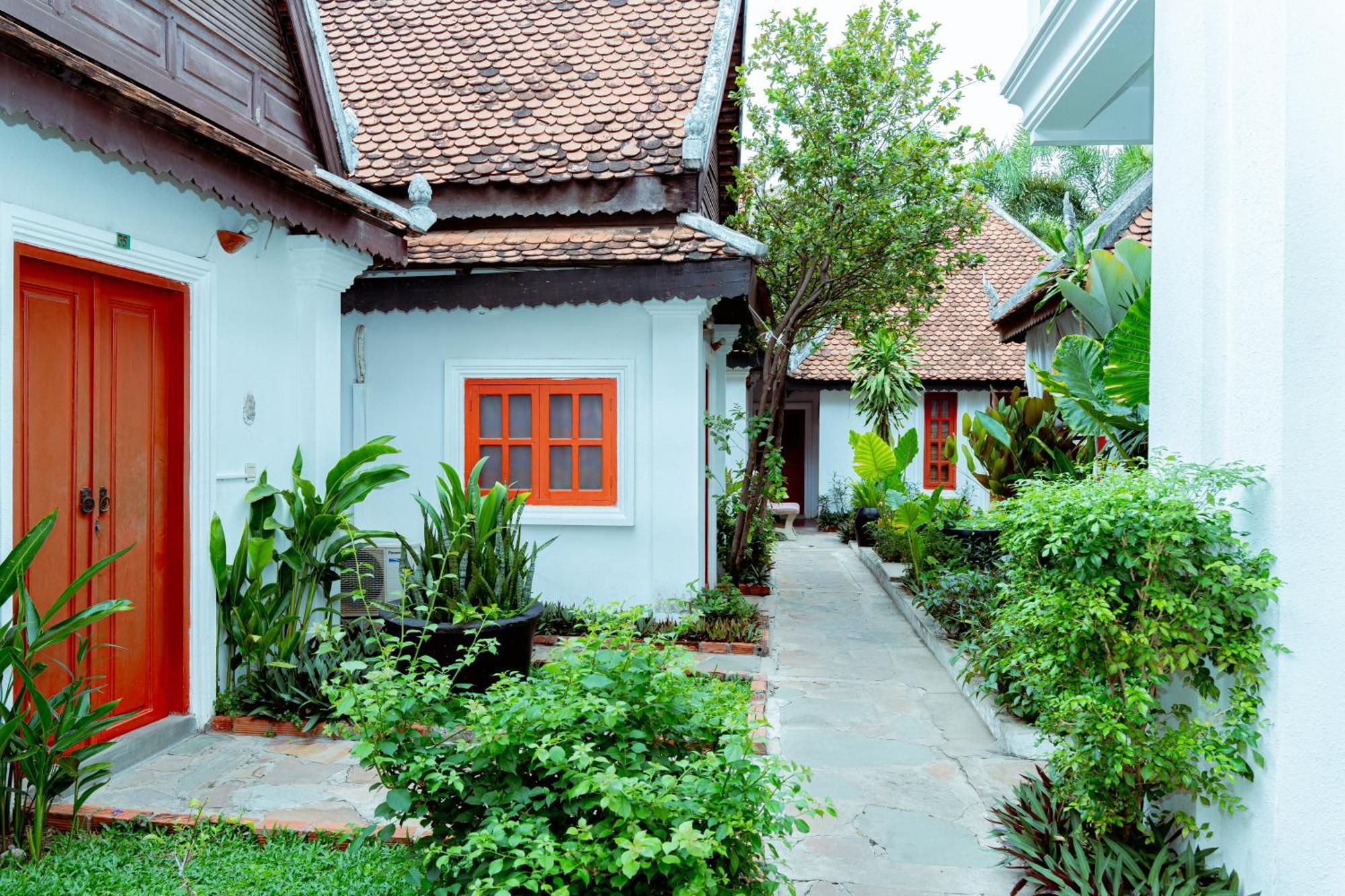 Wat Damnak