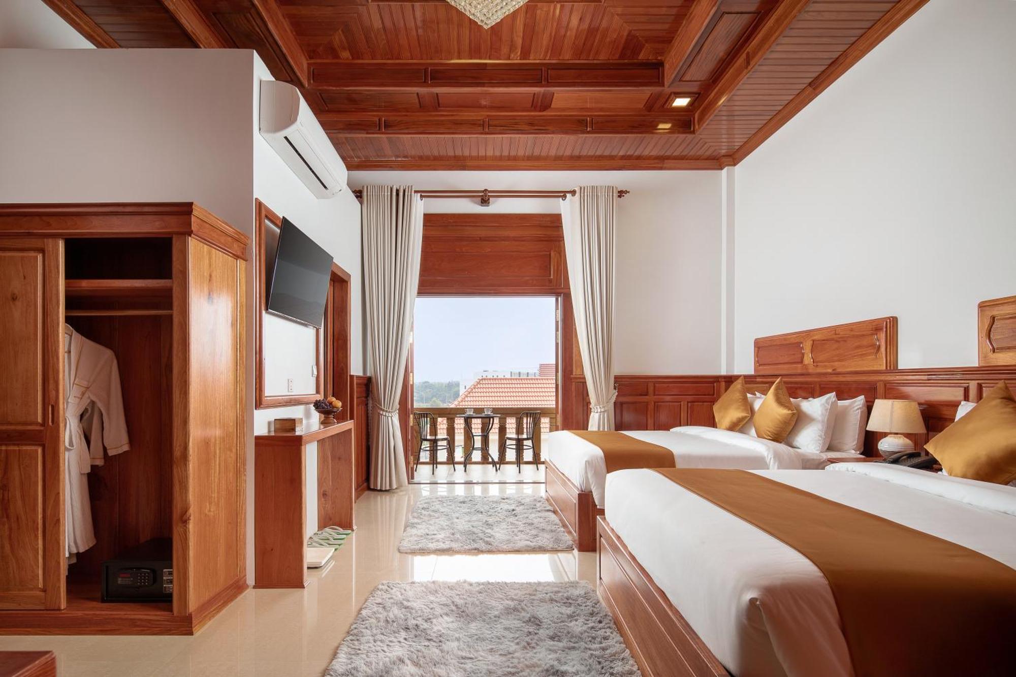 Seyna Hotel 4*