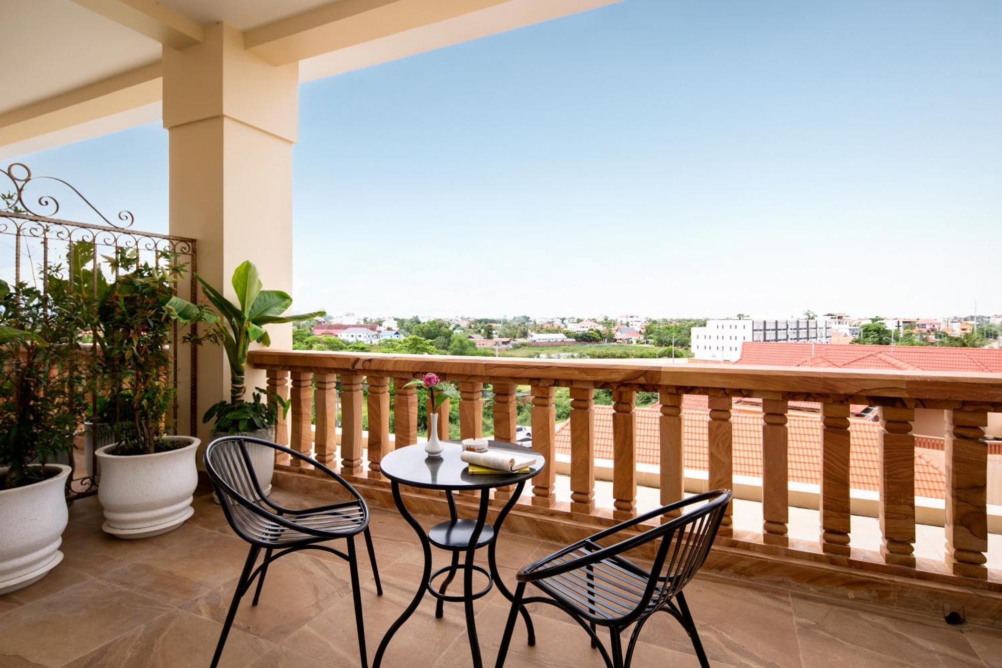 Seyna Hotel