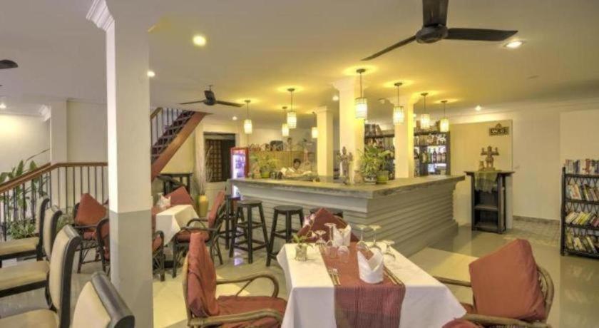 Popular Boutique Hotel 3*