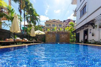 Popular Hotel 3*