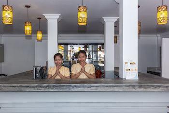 Popular Hotel 3*