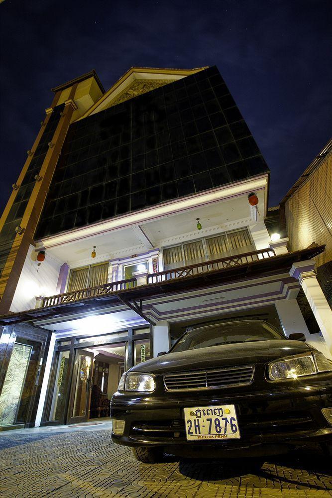 Adan World Hostel Siem Reap