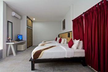 Antique Palm Hotel 4*