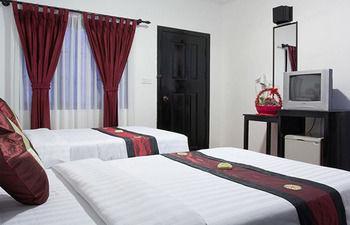 Khách sạn Antique Palm 4*