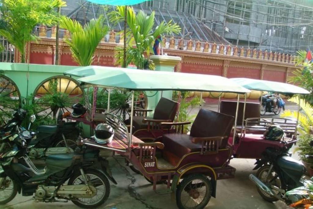 Rumah tetamu Prohm Roth 2*