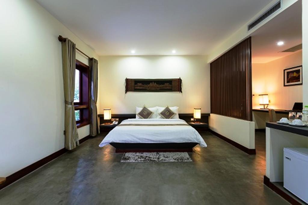 Alis Angkor Boutique &