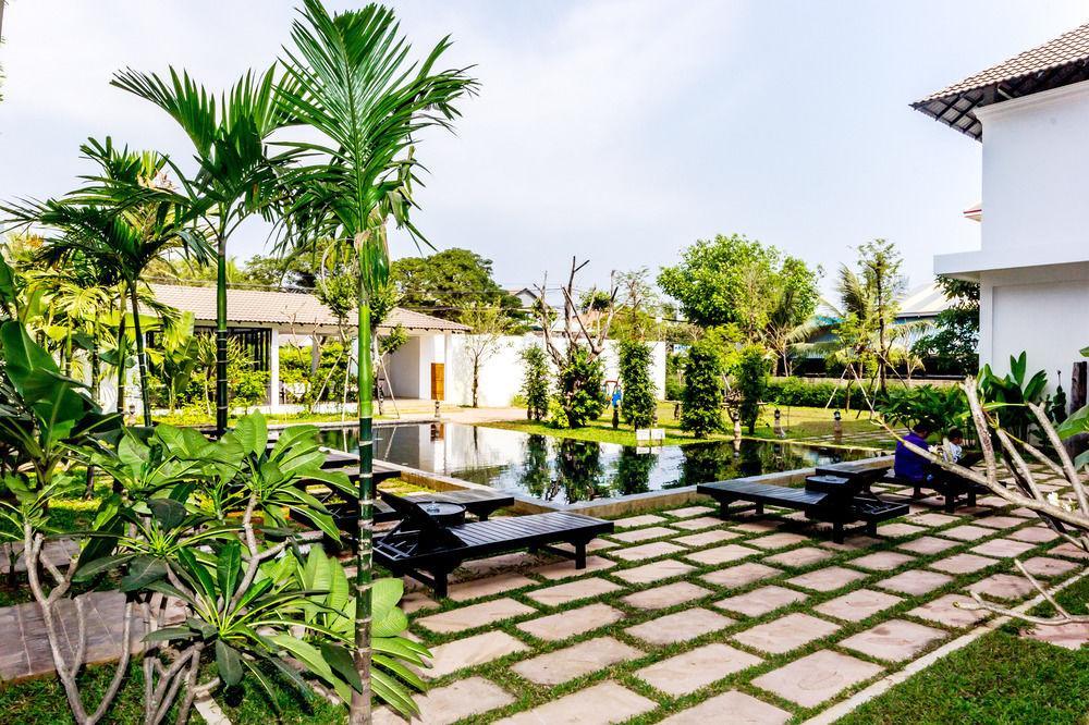Lok Taneuy 4*