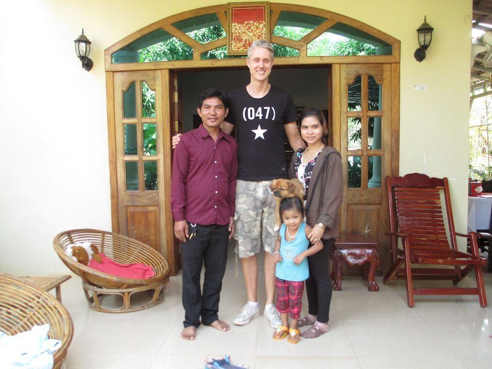 Cambodia Backpacker Hotel 2*