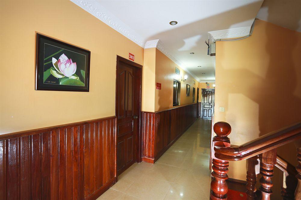 Kiri Hotel
