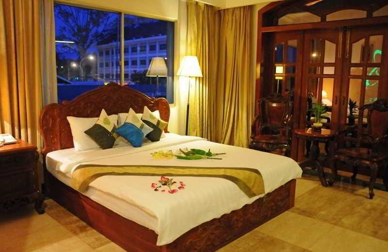 Angkor Star 3*