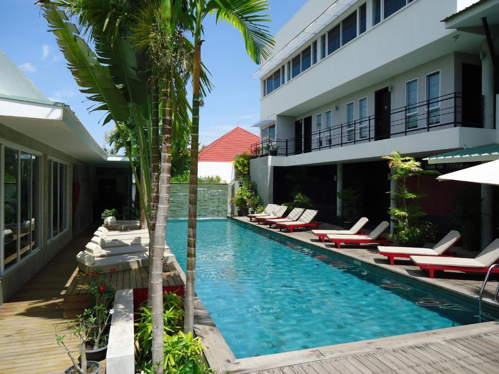 Men's & Siem Reap