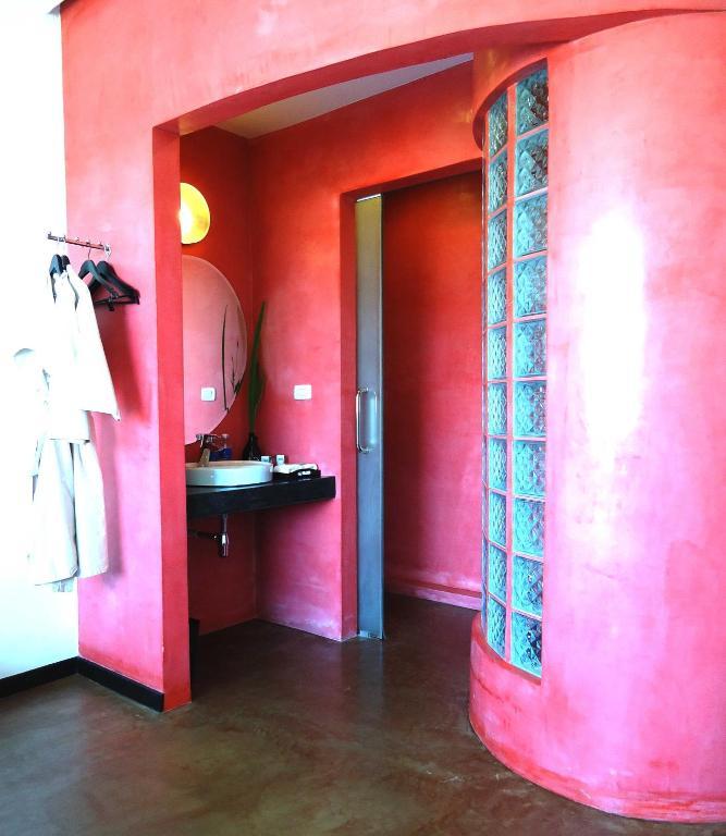 Men's & Hotel Siem Reap