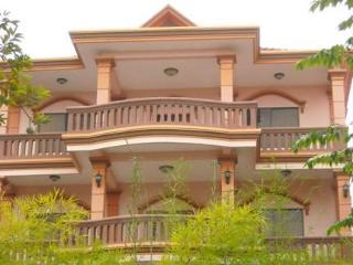 Tropical Breeze Hotel 2*