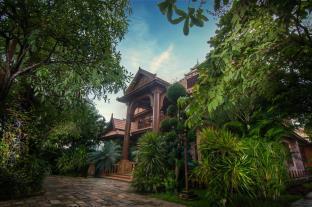 Resort Model Temple Villa 5*