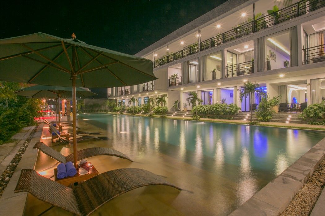 Elysium Hotel 4*