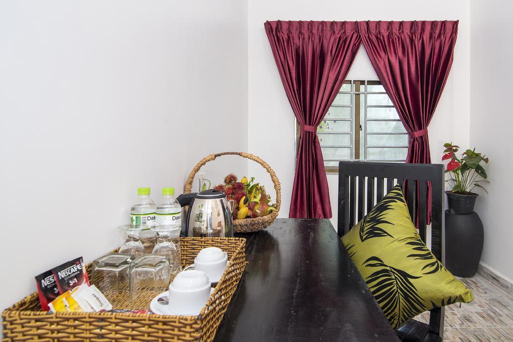 Friendly House *