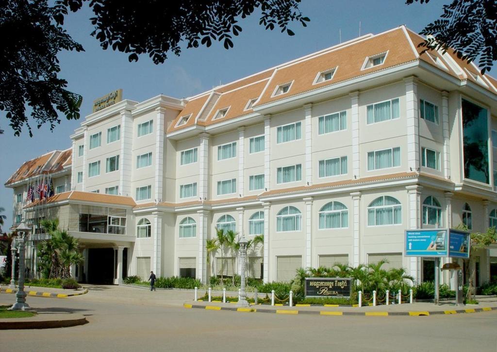 Angkor Riviera Hotel 4*