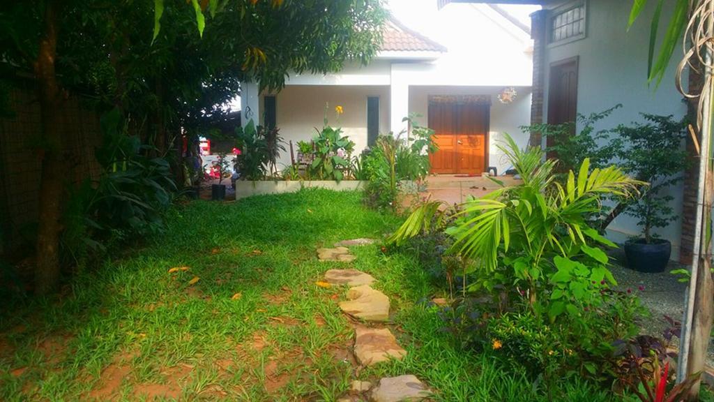 Friendly House Homestay *