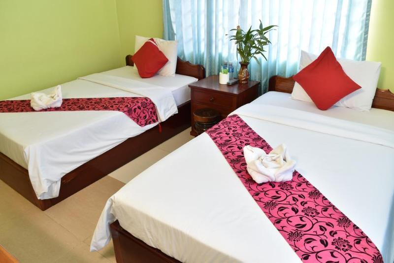 Ta Som & Tour Services 2* Siem Reap