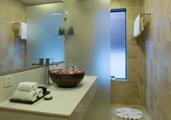 101 Hotel 4*